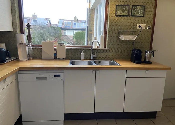 Holiday Home Noordwijk Near Beach Holiday home Noordwijk