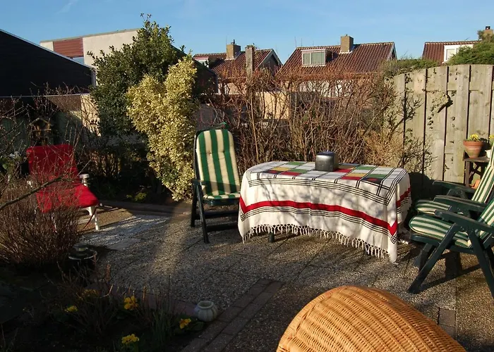 Holiday Home Noordwijk Near Beach Σπίτι διακοπών *